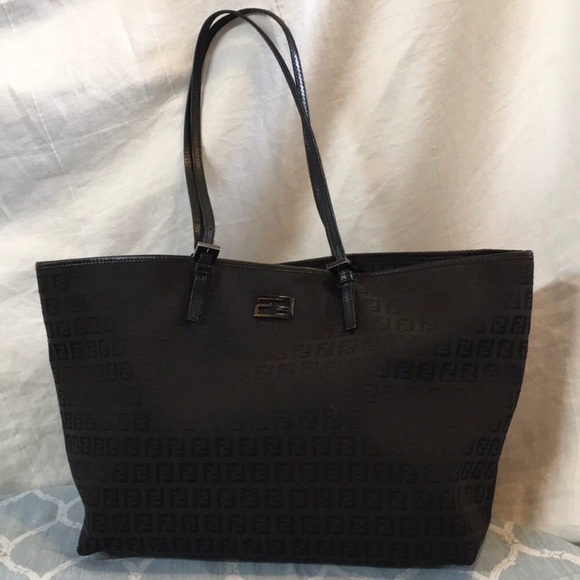 Fendi Handbags - Fendi Tote Purse